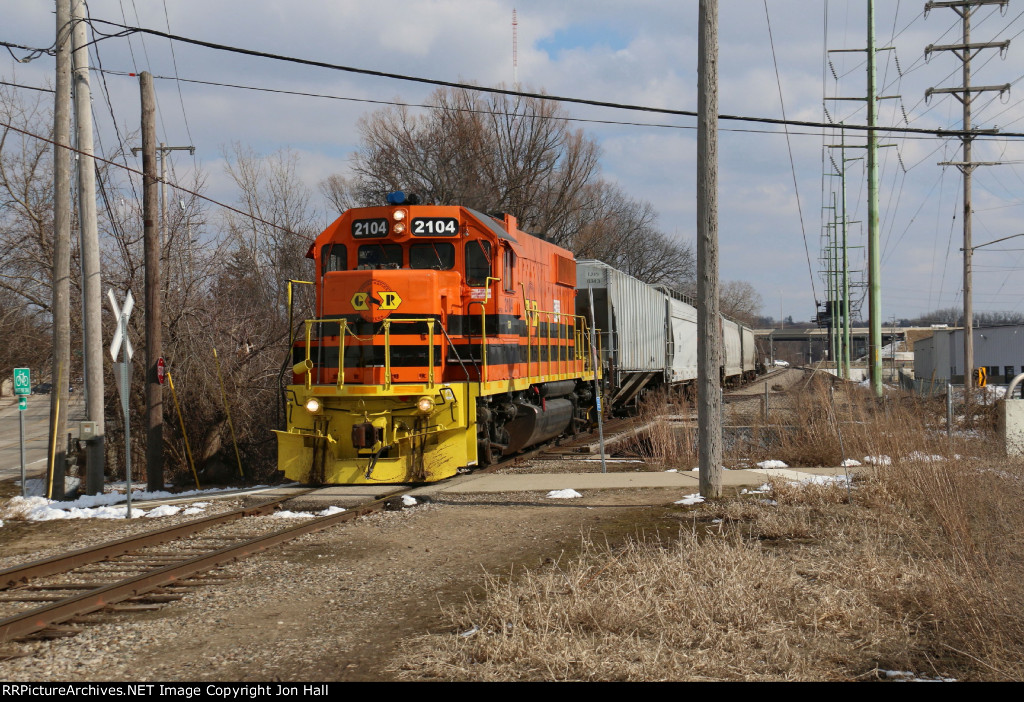 With the CSX diamond clear, 2104 pulls ahead again after getting a signal